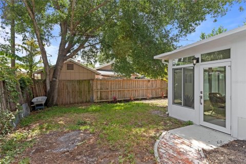 Casa en alquiler en Saint Petersburg, Florida, 2 dormitorios, 79.34 m2 № 2280205 - foto 24