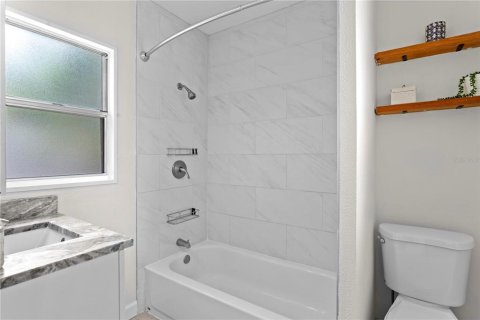 Casa en alquiler en Saint Petersburg, Florida, 2 dormitorios, 79.34 m2 № 2280205 - foto 21