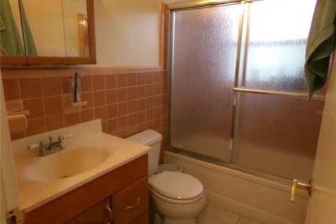 Villa ou maison à vendre à Clearwater, Floride: 2 chambres, 108.42 m2 № 1786818 - photo 8