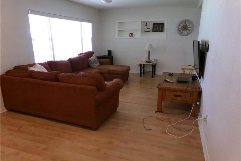 Villa ou maison à vendre à Clearwater, Floride: 2 chambres, 108.42 m2 № 1786818 - photo 4