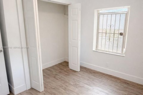 Casa en alquiler en Miami, Florida, 2 dormitorios № 2055472 - foto 11