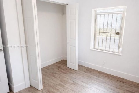 Casa en alquiler en Miami, Florida, 2 dormitorios № 2055472 - foto 15