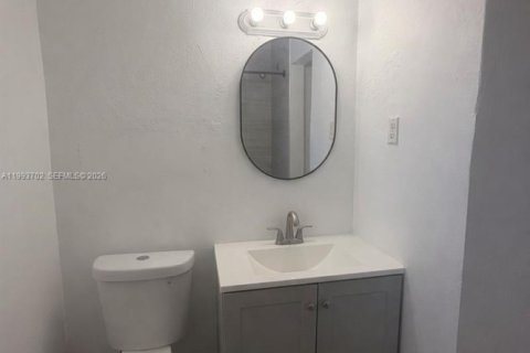 Casa en alquiler en Miami, Florida, 2 dormitorios № 2055472 - foto 7