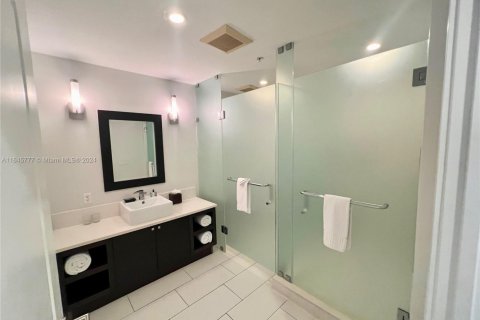 Купить кондоминиум в Дорал, Флорида 1 спальня, 99.41м2, № 1706401 - фото 22