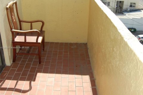 Copropriété à louer à Miami Beach, Floride: 1 chambre, 69.68 m2 № 1889382 - photo 8