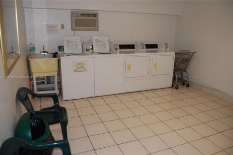 Copropriété à louer à Miami Beach, Floride: 1 chambre, 69.68 m2 № 1889382 - photo 16
