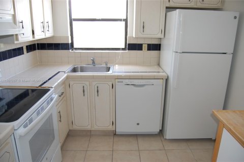 Copropriété à louer à Miami Beach, Floride: 1 chambre, 69.68 m2 № 1889382 - photo 20