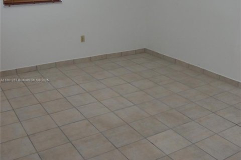 Copropriété à louer à Miami Beach, Floride: 1 chambre, 69.68 m2 № 1889382 - photo 14