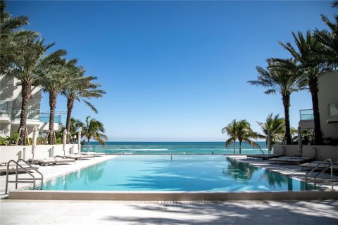 Copropriété à vendre à Sunny Isles Beach, Floride: 4 chambres, 578.32 m2 № 2082656 - photo 27