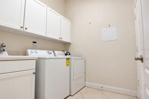 Casa en venta en Brooksville, Florida, 2 dormitorios, 183.2 m2 № 2387735 - foto 28