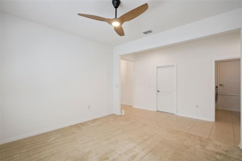 House in DeBary, Florida 3 bedrooms, 218.88 sq.m. № 2349314 - photo 23