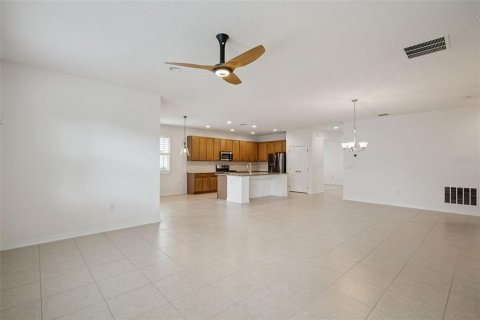 House in DeBary, Florida 3 bedrooms, 218.88 sq.m. № 2349314 - photo 9