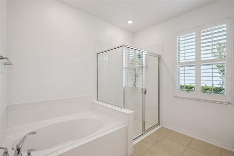 House in DeBary, Florida 3 bedrooms, 218.88 sq.m. № 2349314 - photo 16