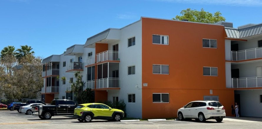 Condo à Miami, Floride, 2 chambres  № 1927030