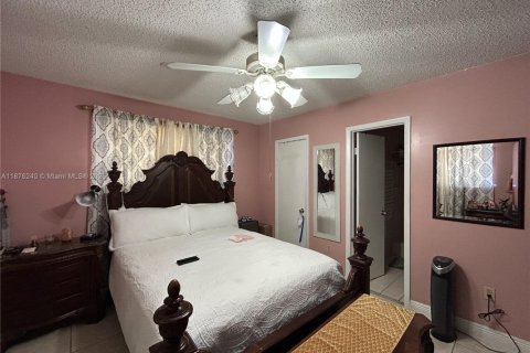 Copropriété à louer à Miami, Floride: 2 chambres, 78.04 m2 № 1927030 - photo 13