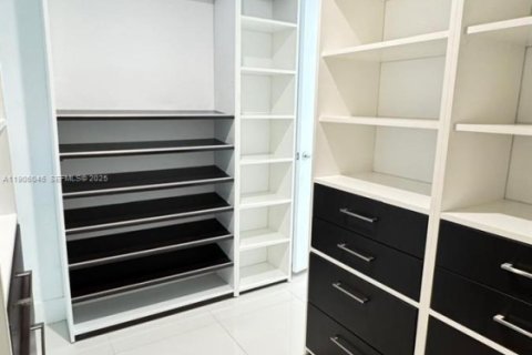 Купить кондоминиум в Авентура, Флорида 1 спальня, 112.78м2, № 1971475 - фото 15