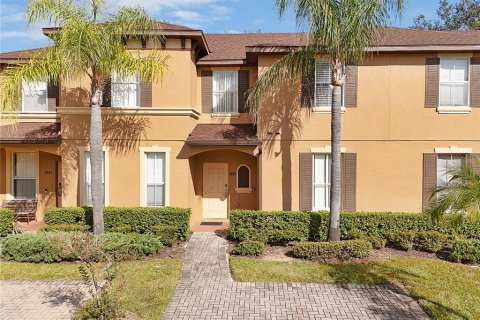 Adosado en venta en Davenport, Florida, 4 dormitorios, 135.36 m2 № 2094223 - foto 2