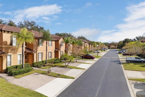 Adosado en venta en Davenport, Florida, 4 dormitorios, 135.36 m2 № 2094223 - foto 5