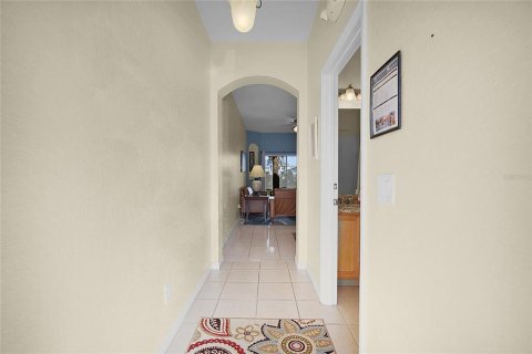 Adosado en venta en Davenport, Florida, 4 dormitorios, 135.36 m2 № 2094223 - foto 7