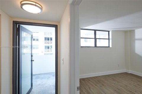 Снять в аренду кондоминиум в Майами-Бич, Флорида 2 спальни, 160.07м2, № 2005631 - фото 20