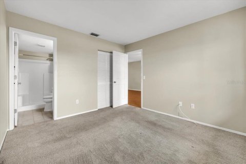 Condo in Port Charlotte, Florida, 2 bedrooms  № 2400251 - photo 21
