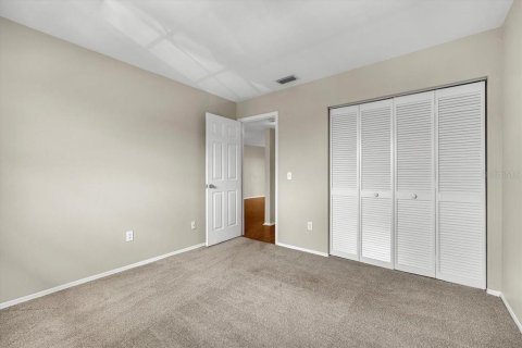 Condo in Port Charlotte, Florida, 2 bedrooms  № 2400251 - photo 25
