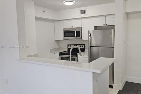 Condo in Homestead, Florida, 2 bedrooms  № 1790204 - photo 2