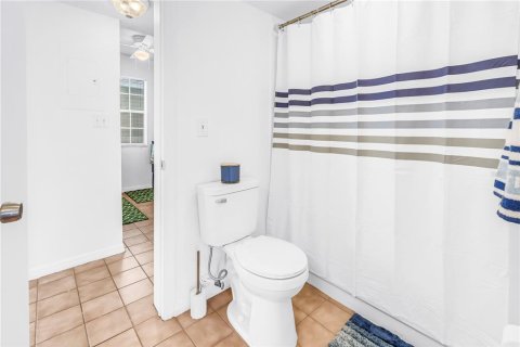 Condo in Saint Petersburg, Florida, 1 bedroom  № 2239537 - photo 20