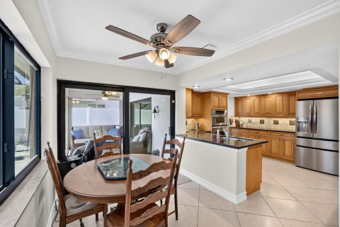 Casa en venta en Fort Lauderdale, Florida, 3 dormitorios, 206.52 m2 № 2185166 - foto 19
