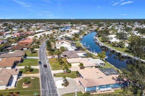 Villa ou maison à vendre à Englewood, Floride: 3 chambres, 165.55 m2 № 1524586 - photo 4