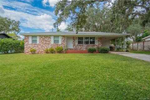 Casa en Ocala, Florida 3 dormitorios, 123.65 m2 № 2381354