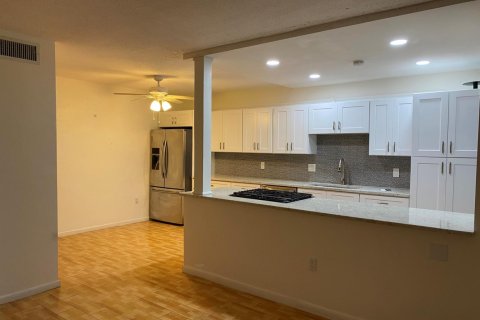 Copropriété à louer à Boca Raton, Floride: 3 chambres, 105.91 m2 № 2289128 - photo 2