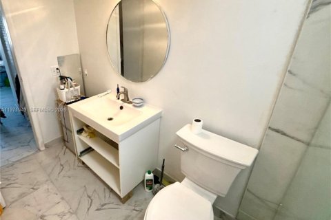 Copropriété à vendre à Miami Beach, Floride: 2 chambres, 67.82 m2 № 2033745 - photo 6