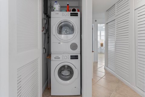 Copropriété à vendre à Fort Lauderdale, Floride: 3 chambres, 120.12 m2 № 2083426 - photo 29