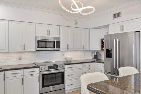 Copropriété à vendre à Fort Lauderdale, Floride: 3 chambres, 120.12 m2 № 2083426 - photo 11
