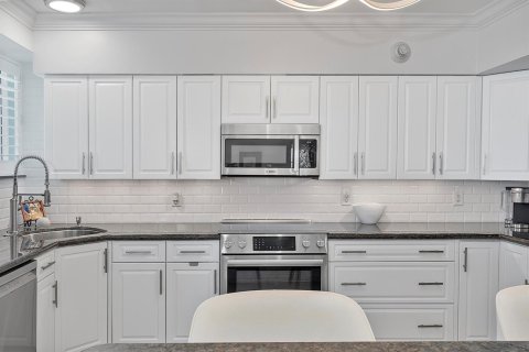 Copropriété à vendre à Fort Lauderdale, Floride: 3 chambres, 120.12 m2 № 2083426 - photo 12