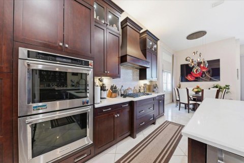 House in Delray Beach, Florida 5 bedrooms, 394.65 sq.m. № 2247949 - photo 18