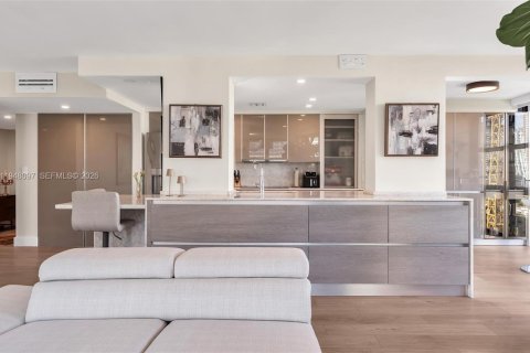 Снять в аренду кондоминиум в Майами, Флорида 2 спальни, 154.31м2, № 2152971 - фото 11