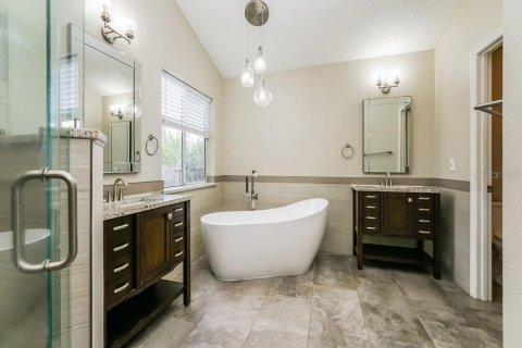 Villa ou maison à louer à Oviedo, Floride: 3 chambres, 194.54 m2 № 2409009 - photo 12