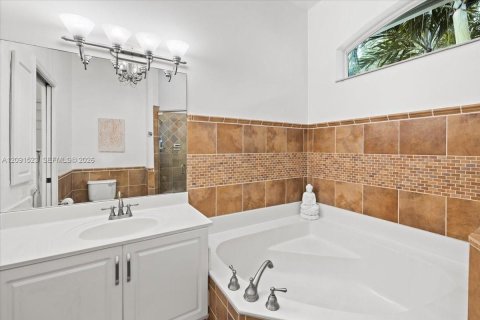 Casa en venta en Pembroke Pines, Florida, 5 dormitorios, 229 m2 № 2382725 - foto 29