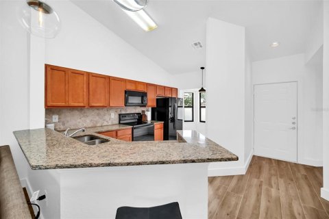 Condominio en venta en Orlando, Florida, 2 dormitorios, 99.87 m2 № 2196835 - foto 4