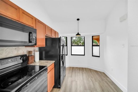 Condominio en venta en Orlando, Florida, 2 dormitorios, 99.87 m2 № 2196835 - foto 5