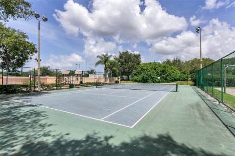Condominio en venta en Orlando, Florida, 2 dormitorios, 99.87 m2 № 2196835 - foto 16
