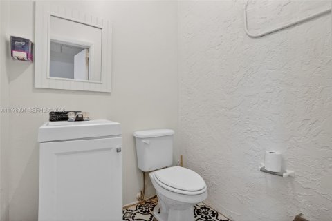 Купить коммерческую недвижимость в Холливуд, Флорида № 2054195 - фото 27