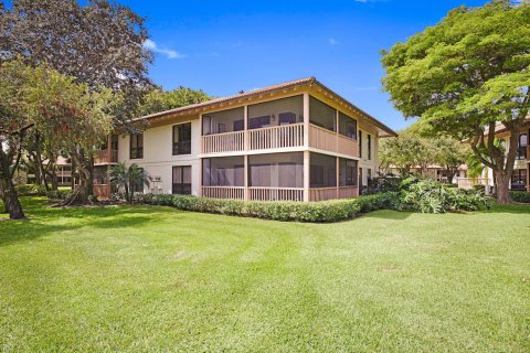 Condo in Palm Beach Gardens, Florida, 2 bedrooms  № 1100214 - photo 1