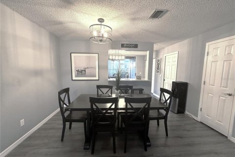Adosado en alquiler en Palm Harbor, Florida, 2 dormitorios, 107.86 m2 № 1898959 - foto 4