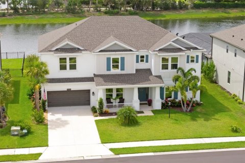 Casa en venta en Bradenton, Florida, 6 dormitorios, 389.73 m2 № 2378067 - foto 4