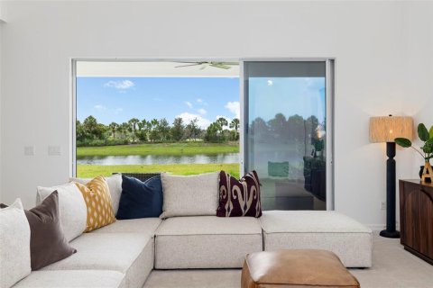 Casa en venta en Bradenton, Florida, 6 dormitorios, 389.73 m2 № 2378067 - foto 18