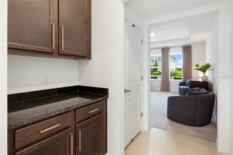 Casa en venta en Bradenton, Florida, 6 dormitorios, 389.73 m2 № 2378067 - foto 28