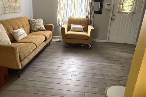 House in Bradenton, Florida 3 bedrooms, 78.78 sq.m. № 1902017 - photo 3